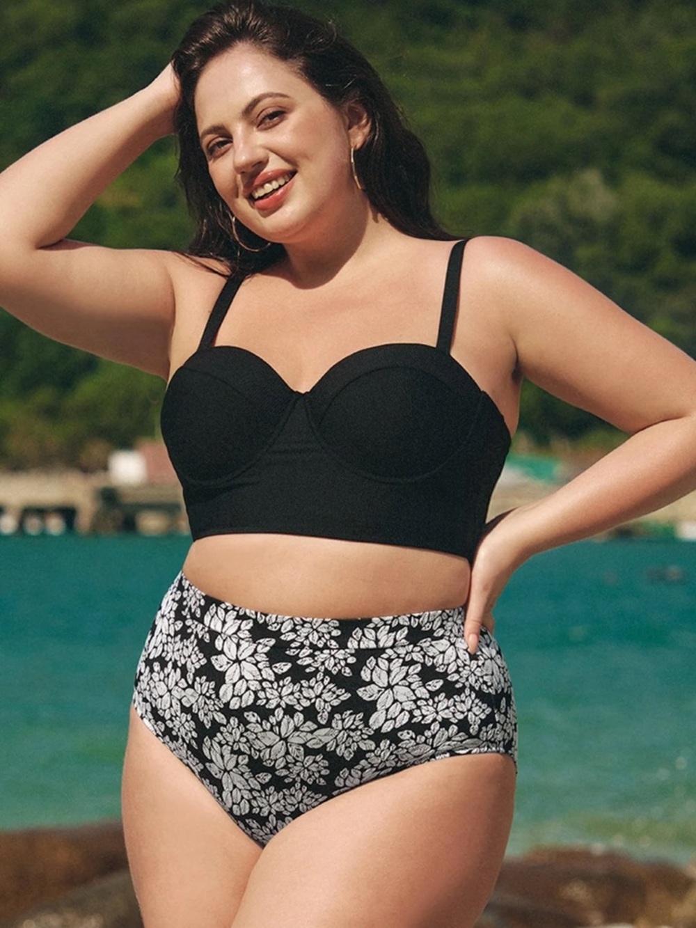 Black Underwire Strappy Plus Size Bikini Top - Picture 4 of 7